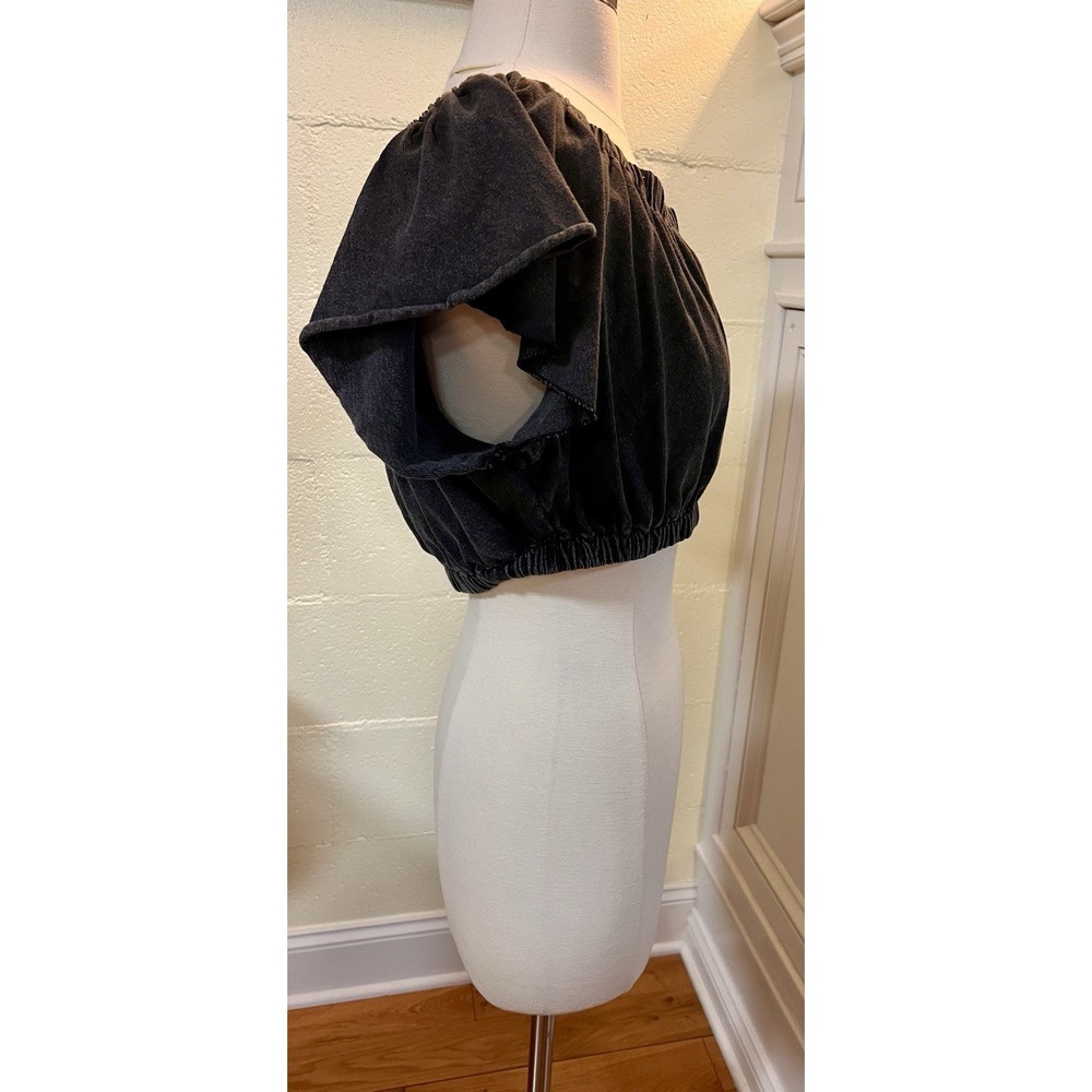 URBAN OUTFITTERS Off Shoulder Ruffle Sleeve Boho Black Cotton CROP TOP Sz Large - Picture 5 of 8